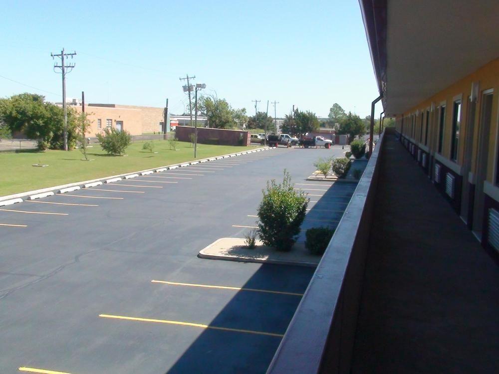 Econo Lodge Oklahoma City Exterior foto